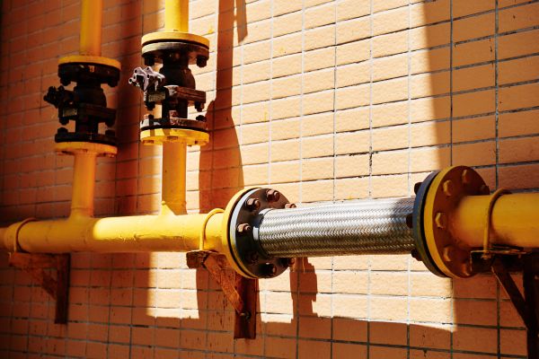 Cost of Natural Gas Line Replacement in Vienna
